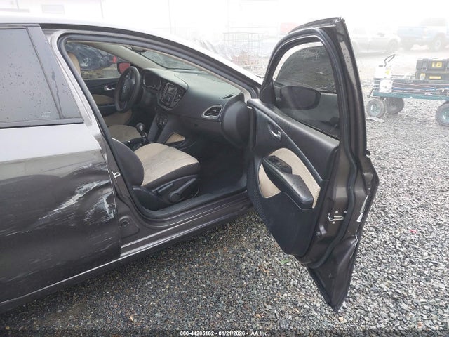 1C3CDFBB4FD227443 Dodge DART SXT
