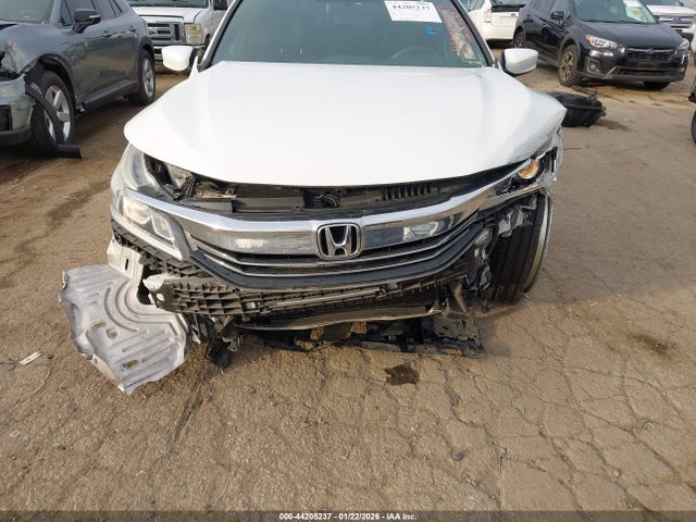 1HGCR2F1XHA162630 Honda Accord Sport Se