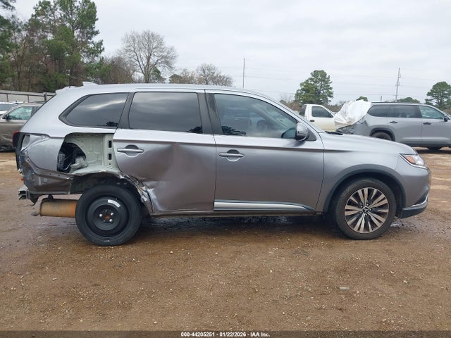 44205251 :رقم المزاد ، JA4AD3A32KZ046389 vin ، 2019 Mitsubishi Outlander Se مزاد بيع