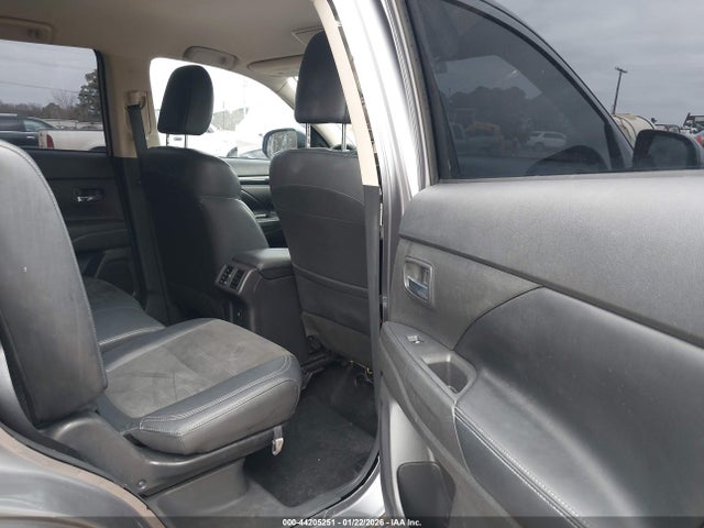 44205251 :رقم المزاد ، JA4AD3A32KZ046389 vin ، 2019 Mitsubishi Outlander Se مزاد بيع
