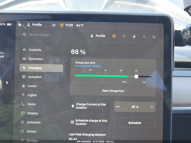 Продажа на аукционе авто 2022 Tesla Model Y Performance Dual Motor All-wheel Drive, vin: 7SAYGDEF9NF405661, номер лота: 44205262