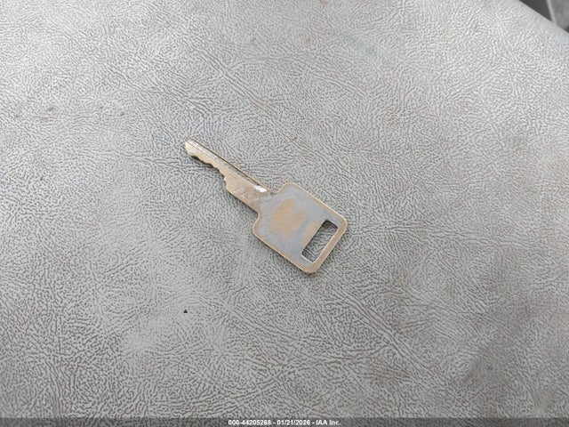 1994 CHEVROLET GMT-400 2GCEC19K3R1103843 Photo 10