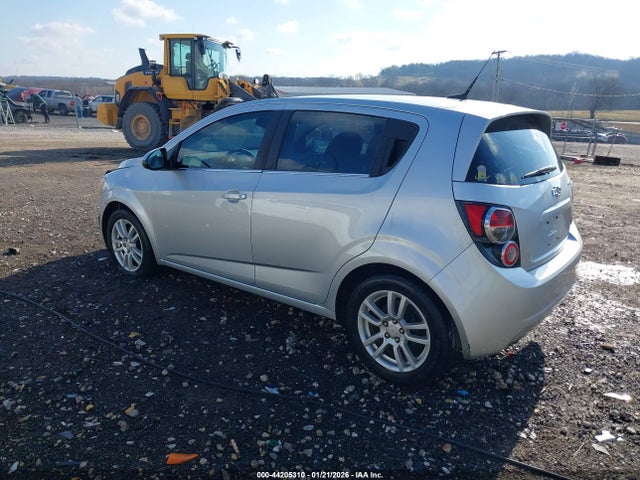 2012 CHEVROLET SONIC 1G1JC6SH7C4123320 Photo 2
