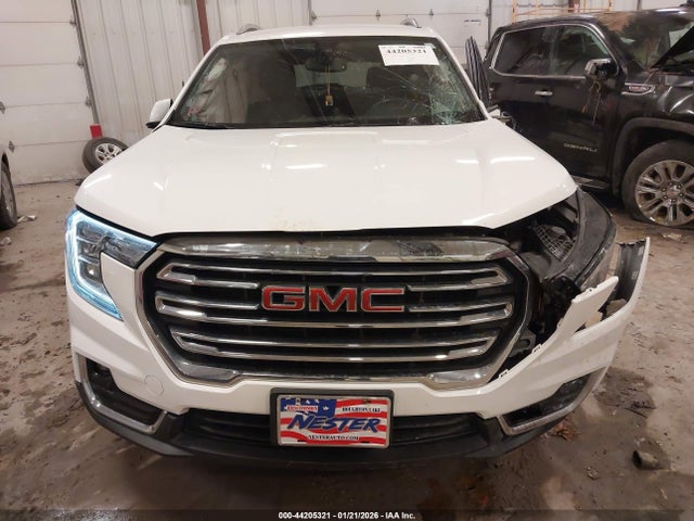 44205321 :رقم المزاد ، 3GKALVEG3PL252311 vin ، 2023 Gmc Terrain Slt مزاد بيع