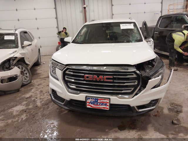 44205321 :رقم المزاد ، 3GKALVEG3PL252311 vin ، 2023 Gmc Terrain Slt مزاد بيع