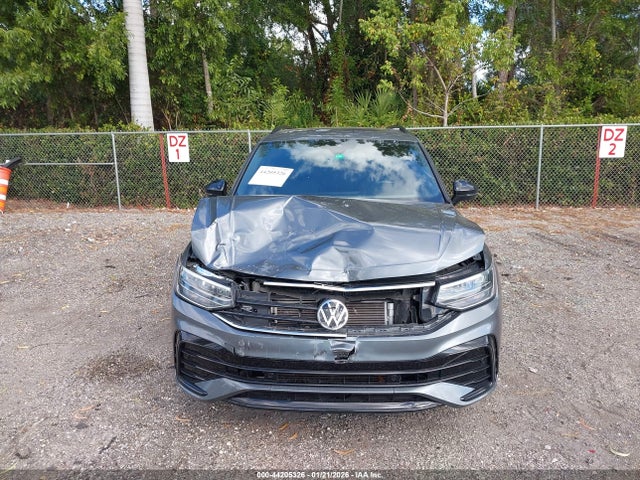 Aukcja sprzedaży 2023 Volkswagen Tiguan 2.0t Se R-line Black, vin: 3VVCB7AX3PM122016, numer aukcji: 44205326