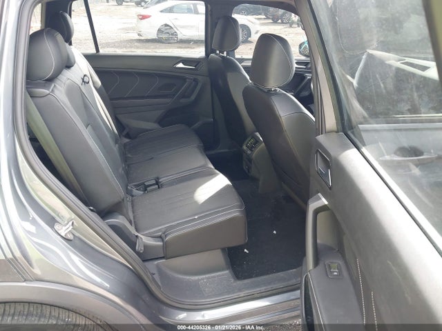 Aukcja sprzedaży 2023 Volkswagen Tiguan 2.0t Se R-line Black, vin: 3VVCB7AX3PM122016, numer aukcji: 44205326