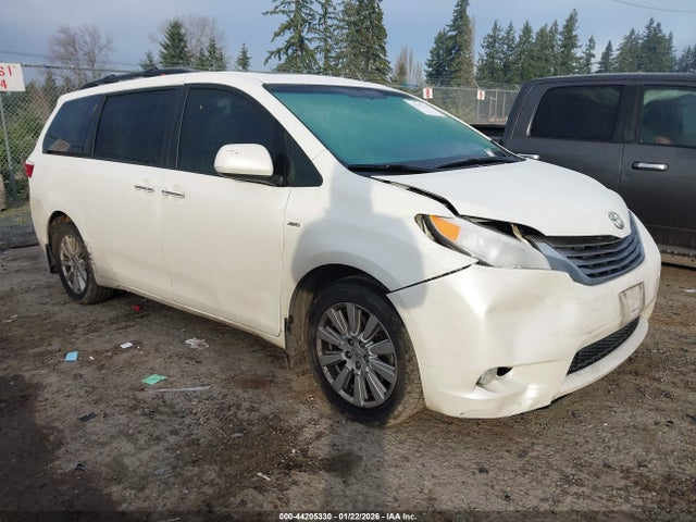 Toyota Sienna Xle 7 Passenger 2017 5TDDZ3DC2HS176389 Image 1