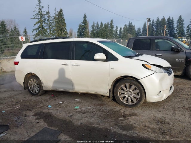 Toyota Sienna Xle 7 Passenger 2017 5TDDZ3DC2HS176389 Image 13