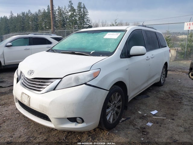 Toyota Sienna Xle 7 Passenger 2017 5TDDZ3DC2HS176389 Image 2