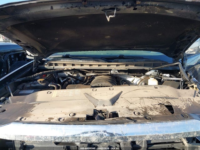 1GCVKRECXJZ136771 Chevrolet Silverado 1500 1lt