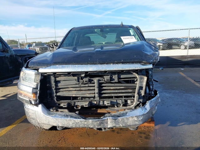 1GCVKRECXJZ136771 Chevrolet Silverado 1500 1lt
