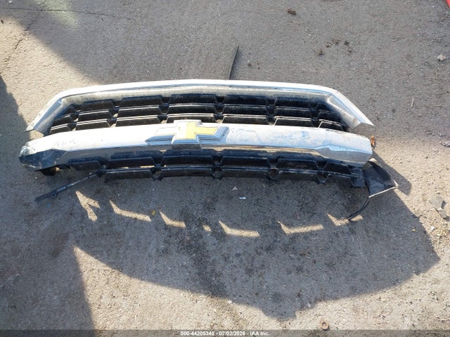 1GCVKRECXJZ136771 Chevrolet Silverado 1500 1lt