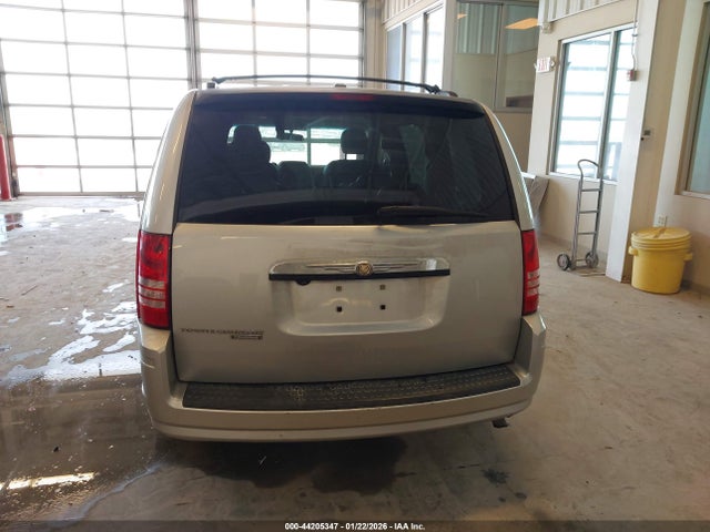 Продажа на аукционе авто 2008 Chrysler Town & Country Touring, vin: 2A8HR54P58R711152, номер лота: 44205347