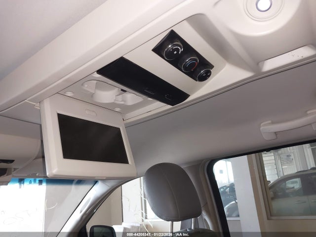 Продажа на аукционе авто 2008 Chrysler Town & Country Touring, vin: 2A8HR54P58R711152, номер лота: 44205347