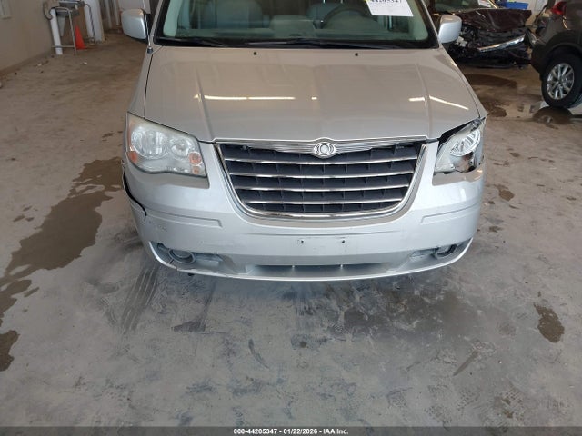 Продажа на аукционе авто 2008 Chrysler Town & Country Touring, vin: 2A8HR54P58R711152, номер лота: 44205347