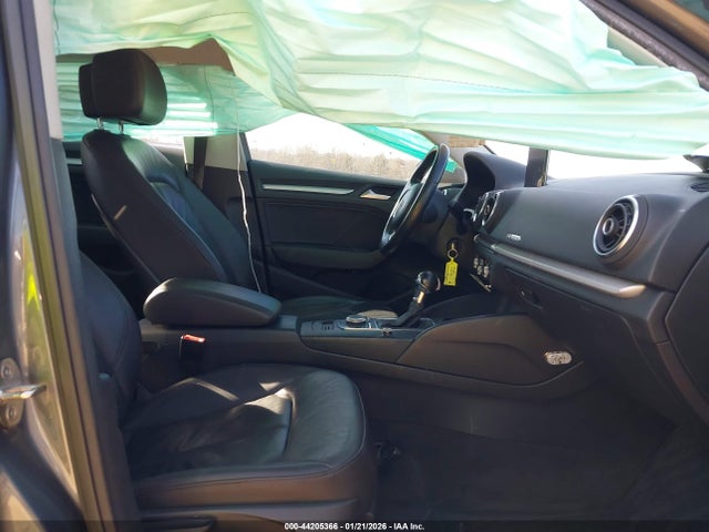 2015 AUDI A3 WAUBFGFF4F1117981 Photo 4