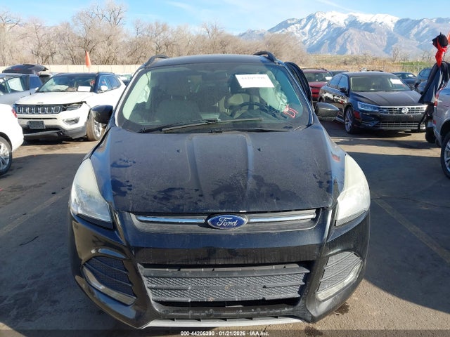 1FMCU9G95EUA88081 Ford ESCAPE SE