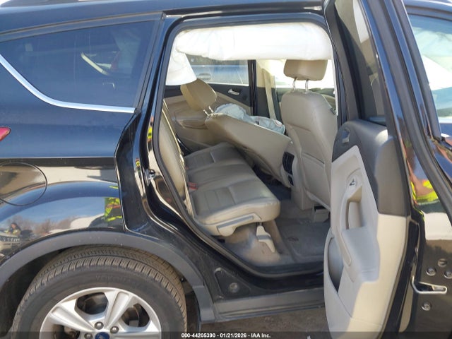 1FMCU9G95EUA88081 Ford ESCAPE SE