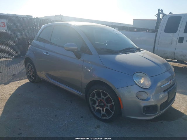 2015 FIAT 500 3C3CFFBR8FT667490 Photo 0