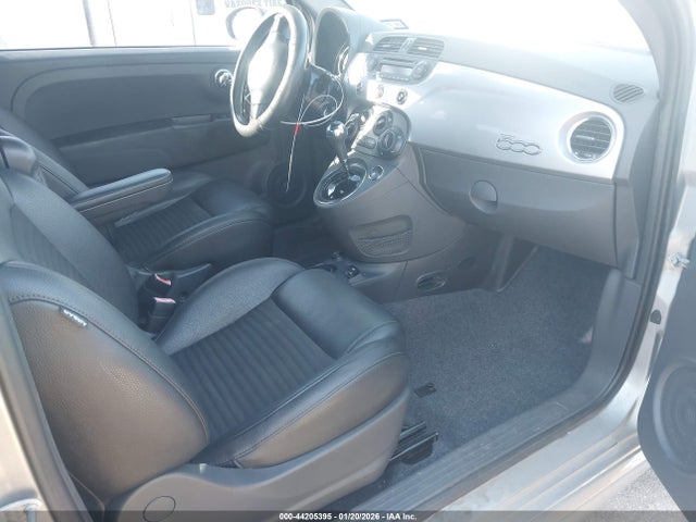 2015 FIAT 500 3C3CFFBR8FT667490 Photo 4