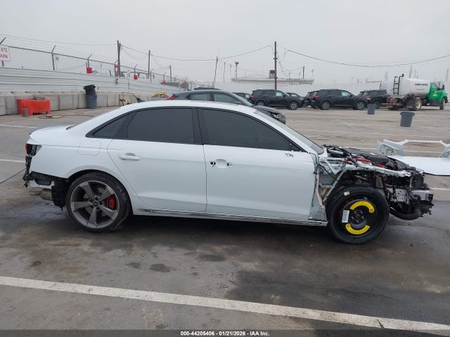 WAUEAAF46RN004313 Audi A4 Premium Plus 45 Tfsi S Line Quattro S Tronic