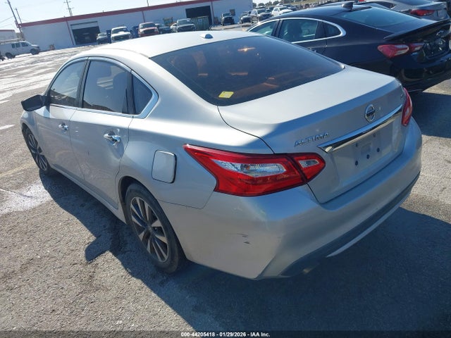 1N4AL3APXHC243209 Nissan Altima 2.5 Sv