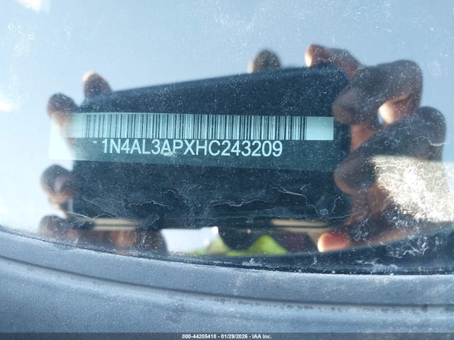 1N4AL3APXHC243209 Nissan Altima 2.5 Sv