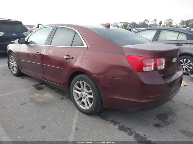 2015 CHEVROLET MALIBU 1G11C5SL4FF293013 Photo 2