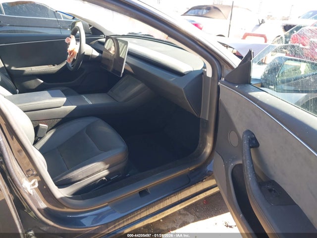 2024 TESLA MODEL 3 5YJ3E1EB6RF721226 Photo 4