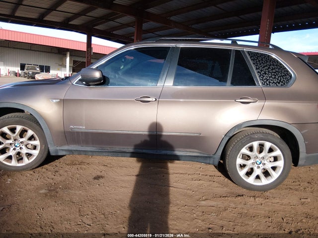 Продажа на аукционе авто 2013 Bmw X5 Xdrive35i/xdrive35i Premium/xdrive35i Sport Activity, vin: 5UXZV4C59D0E07796, номер лота: 44205519