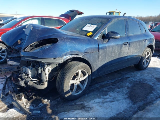 2021 PORSCHE MACAN WP1AA2A54MLB00404 Photo 1