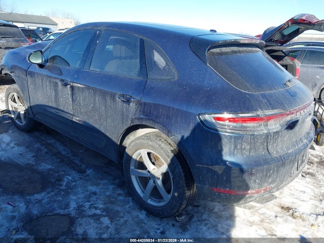 2021 PORSCHE MACAN WP1AA2A54MLB00404 Photo 2