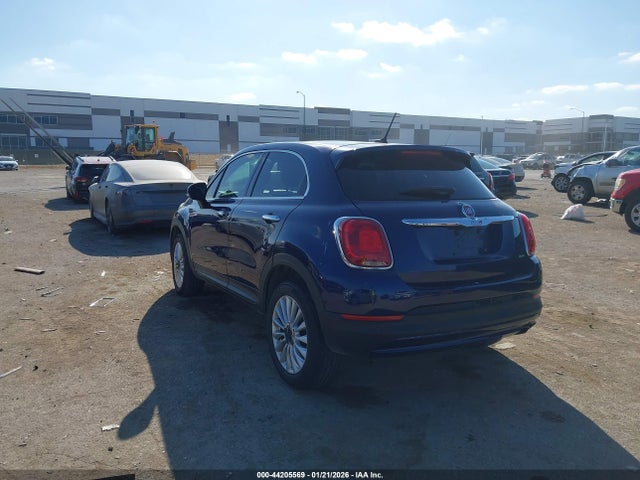 2016 FIAT 500X ZFBCFYDT0GP360307 Photo 2