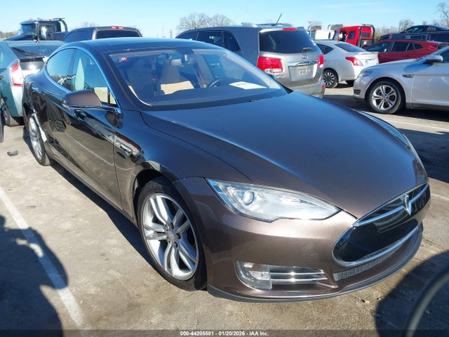 2013 TESLA MODEL S 5YJSA1CG0DFP14013 Photo 0