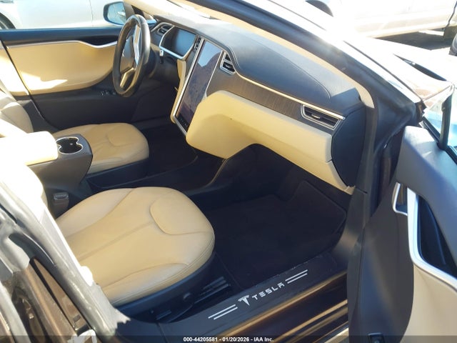 2013 TESLA MODEL S 5YJSA1CG0DFP14013 Photo 4
