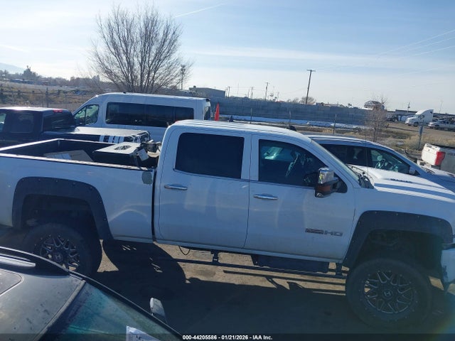 1GT12ZE85FF550561 GMC Sierra 2500hd Slt