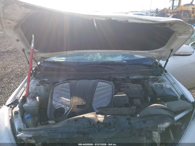 KNALN4D71F5176027 KIA Cadenza Premium