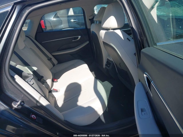 KMHL24JJ8PA057116 Hyundai Sonata Hybrid Blue