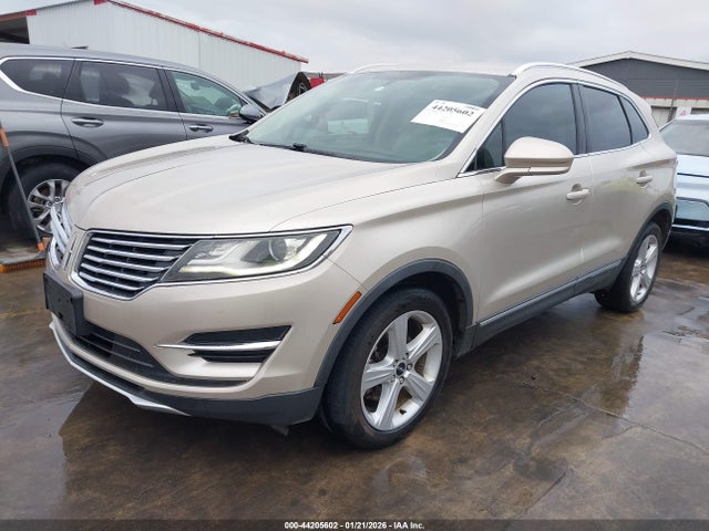 2017 LINCOLN MKC 5LMCJ1C98HUL56400 Photo 1