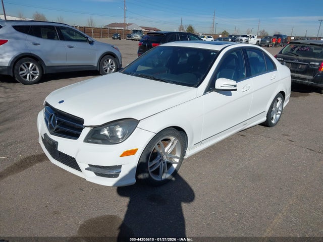 WDDGF4HB8ER315566 Mercedes-Benz C-class C 250 Sport