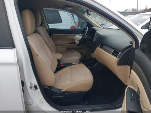 2014 MITSUBISHI OUTLANDER JA4AD3A30EZ010494 Photo 4