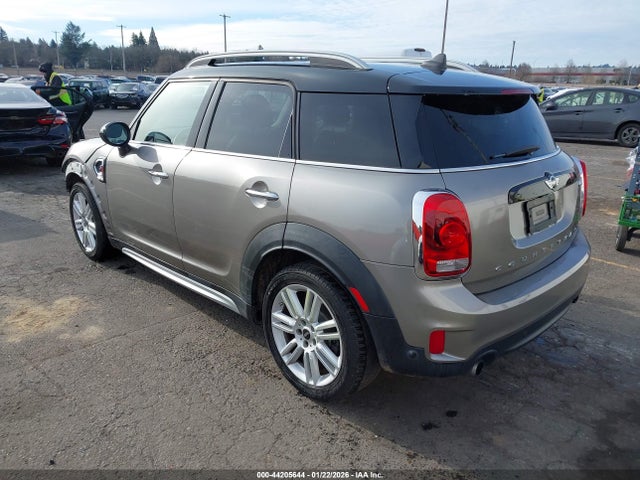 Mini Countryman Cooper S 2017 WMZYT3C30H3D98325 Image 3