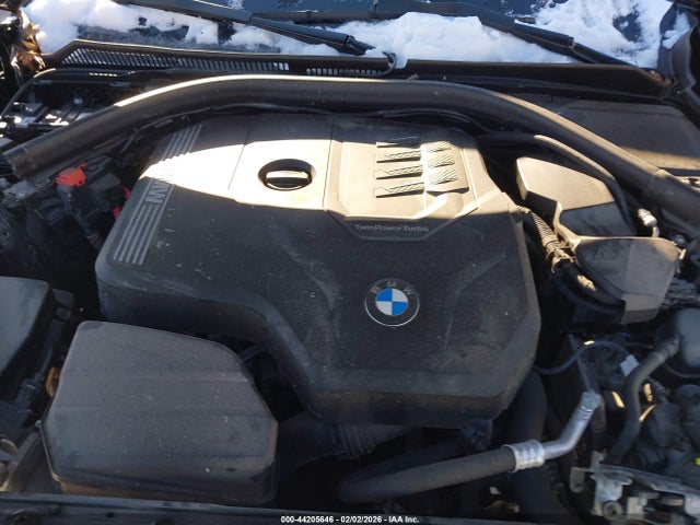44205646 :رقم المزاد ، 3MW5R7J04M8B88548 vin ، 2021 Bmw 330i Xdrive مزاد بيع
