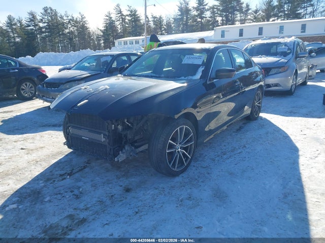 44205646 :رقم المزاد ، 3MW5R7J04M8B88548 vin ، 2021 Bmw 330i Xdrive مزاد بيع