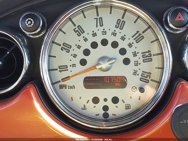 2006 MINI COOPER S WMWRH33516TL93715 Photo 6