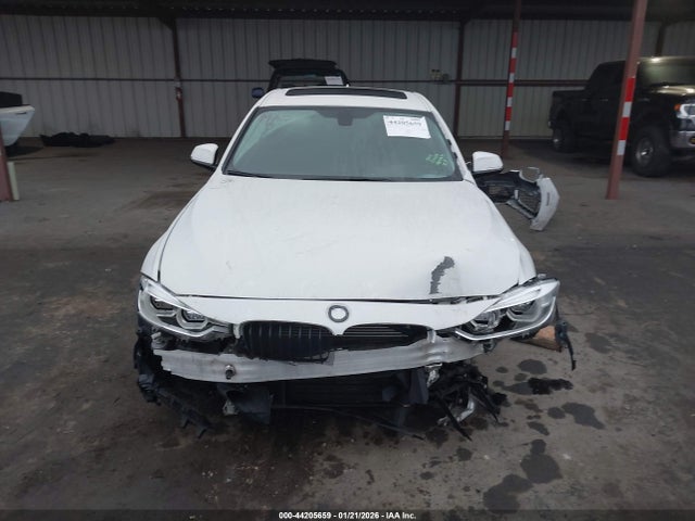 44205659 :رقم المزاد ، WBA8B3C50JK384841 vin ، 2018 Bmw 340i مزاد بيع
