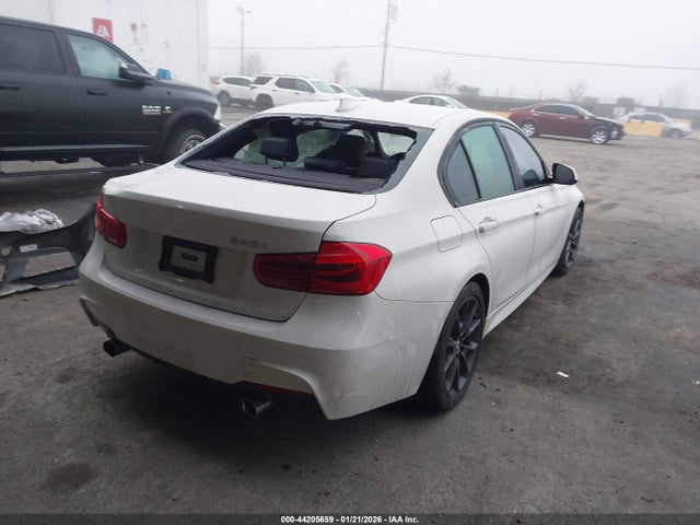 2018 BMW 340I WBA8B3C50JK384841 Photo 3