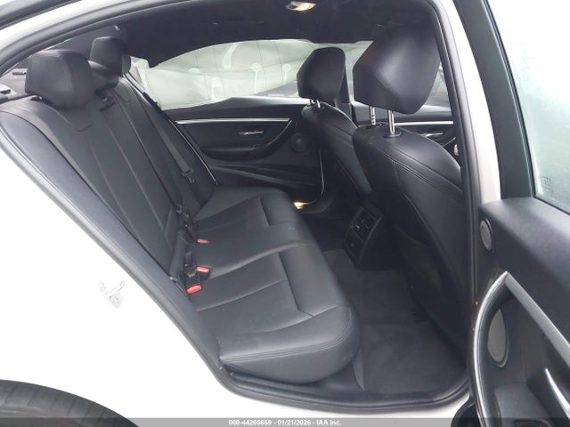 2018 BMW 340I WBA8B3C50JK384841 Photo 7