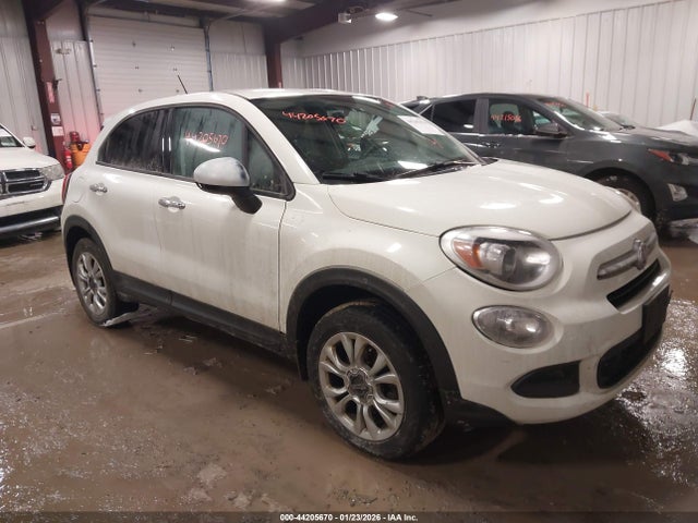 2016 FIAT 500X ZFBCFYBT6GP375705 Photo 0